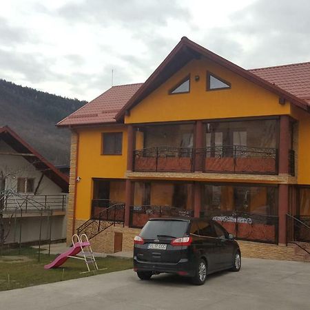 Casa Dodoc Caciulata Exterior photo